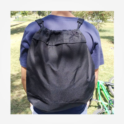 Tula o bolso manos libres color negra