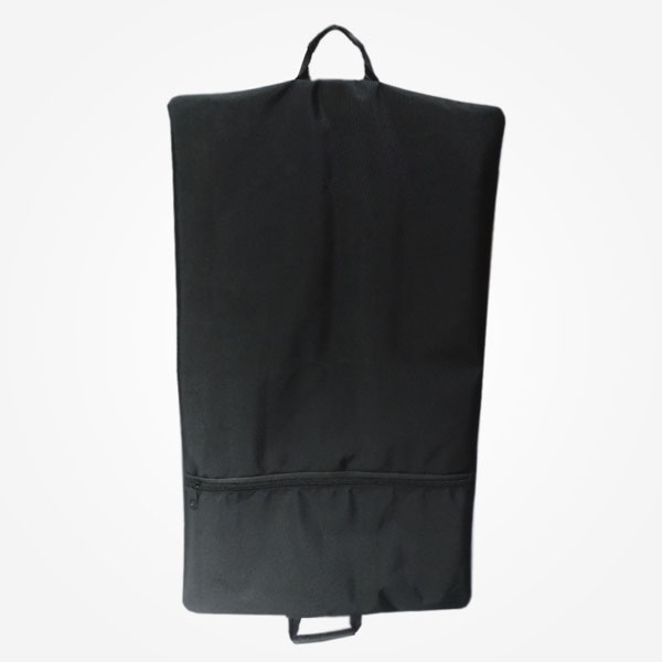 Porta vestido fabricado en lona huracán de alta densidad. M.80 CMx60CM